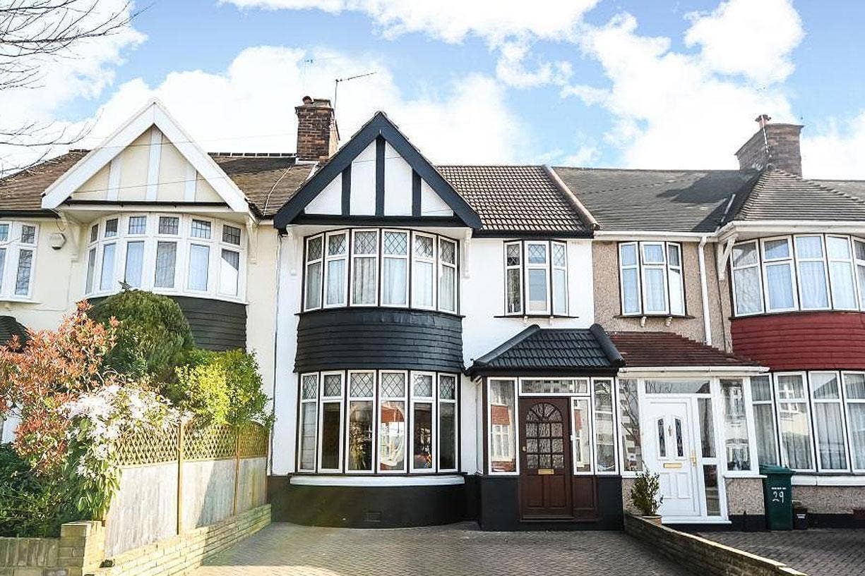 1400 barnet terrace