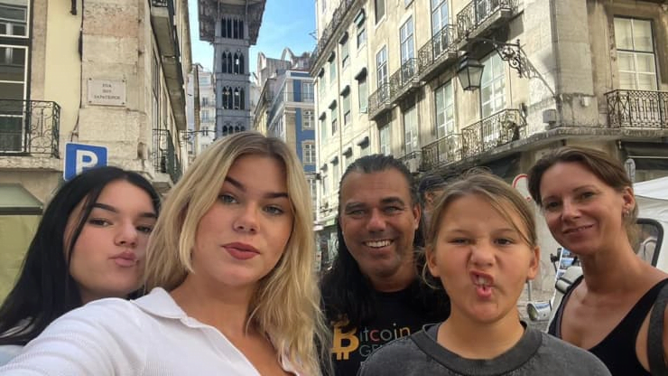 crypto familiy1