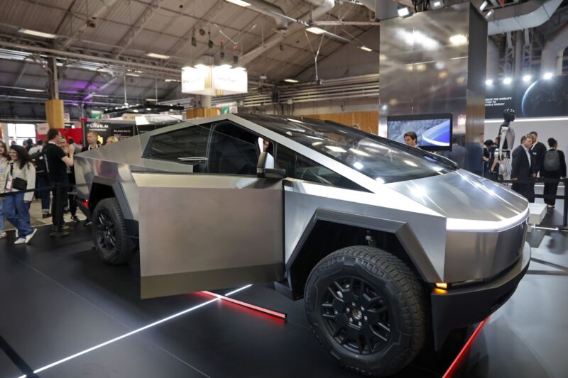 tsla1